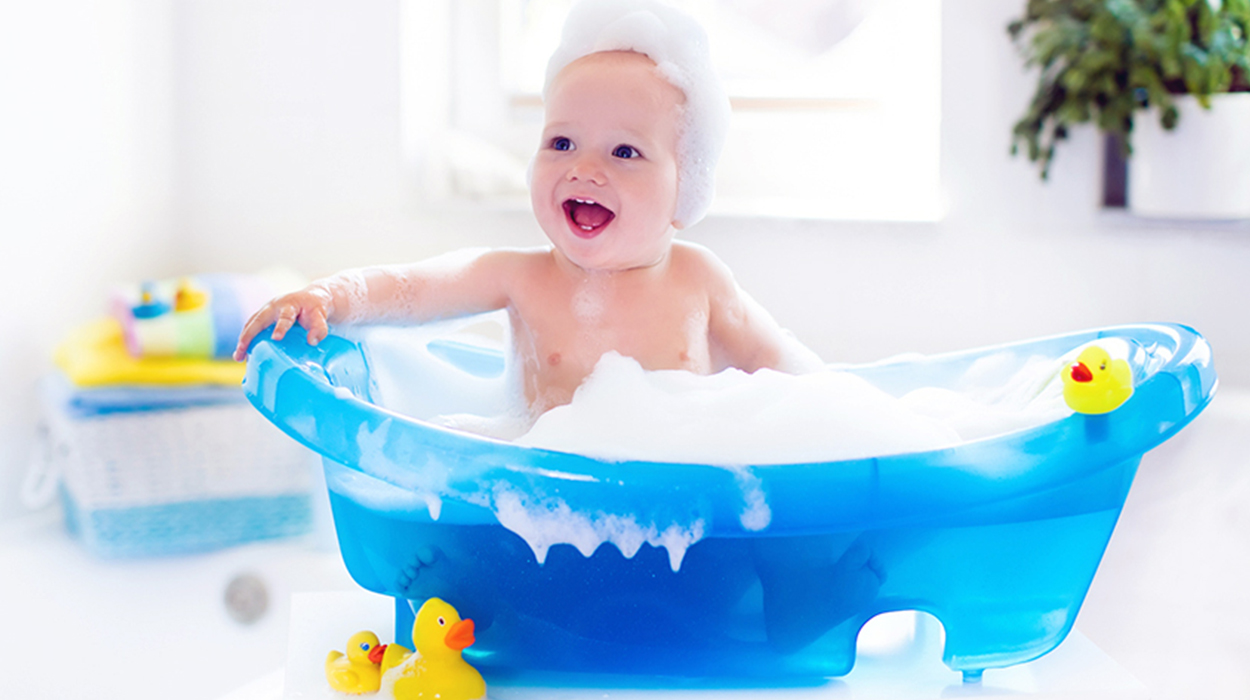 Bebek Banyosu ve Dikkat Edilmesi Gerekenler