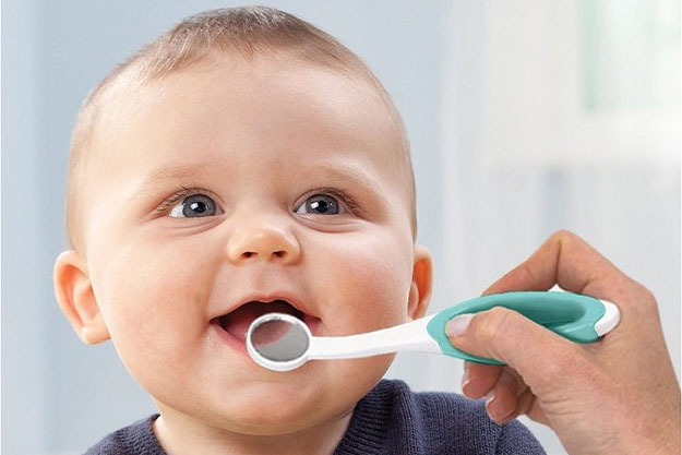 Bebeklerde Ağız Bakımı Nasıl Yapılır