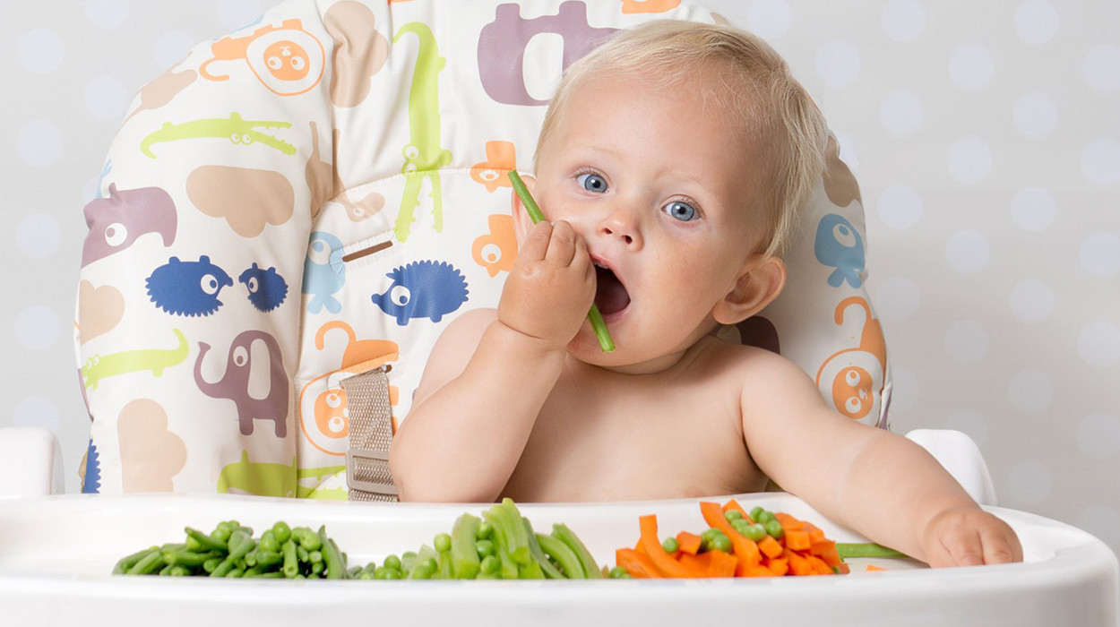 Bebeklerde Katı Gıdalara Geçiş